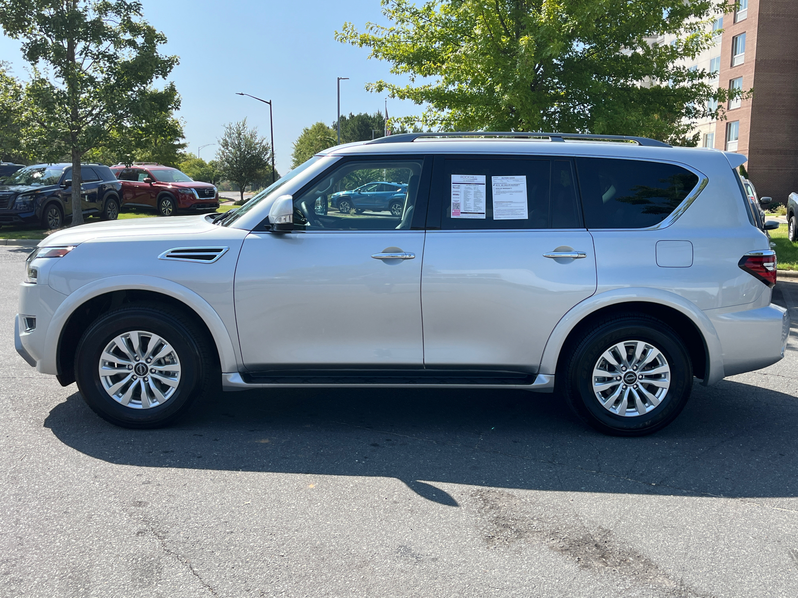 2023 Nissan Armada SV 5