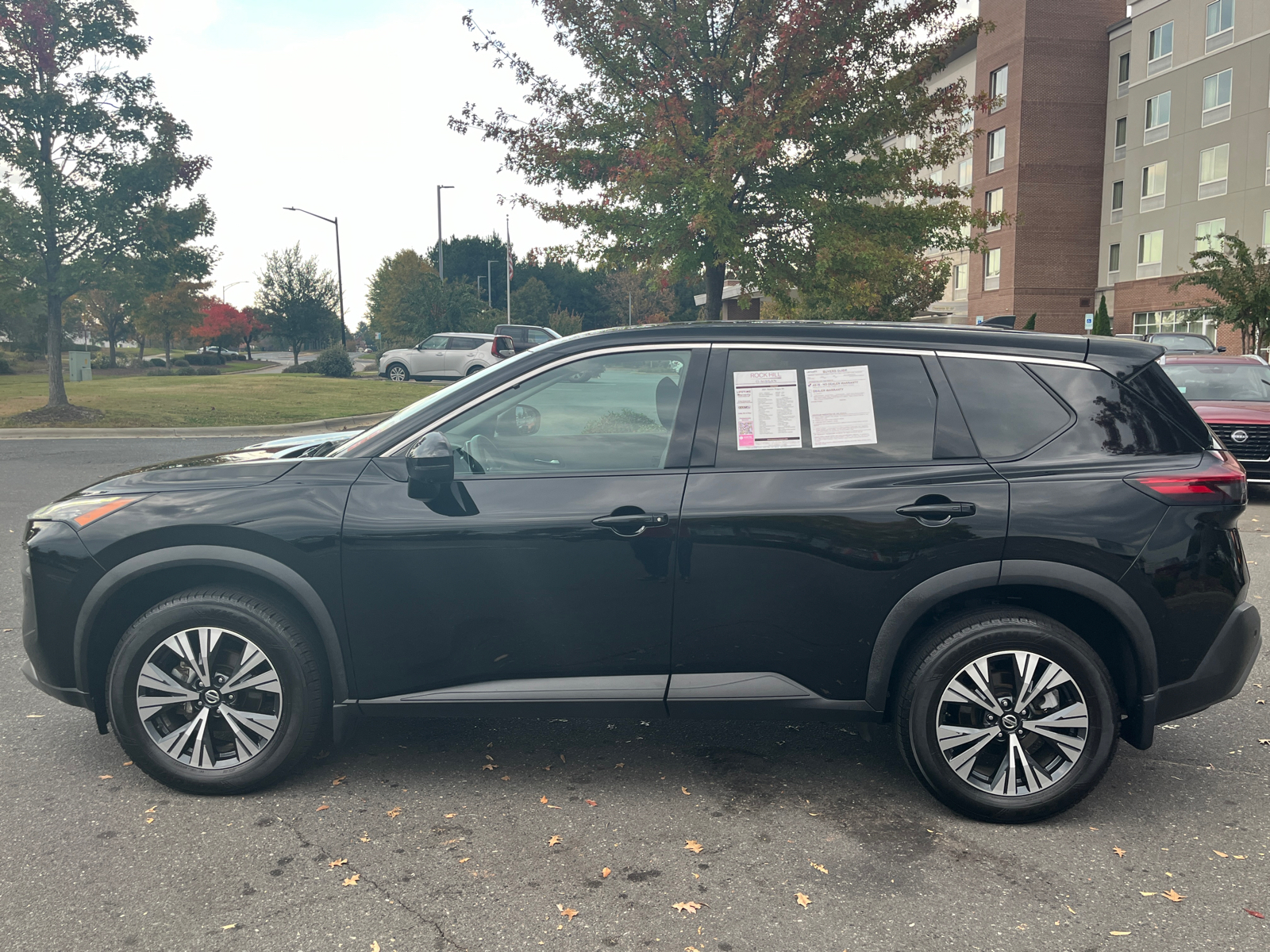 2021 Nissan Rogue SV 5