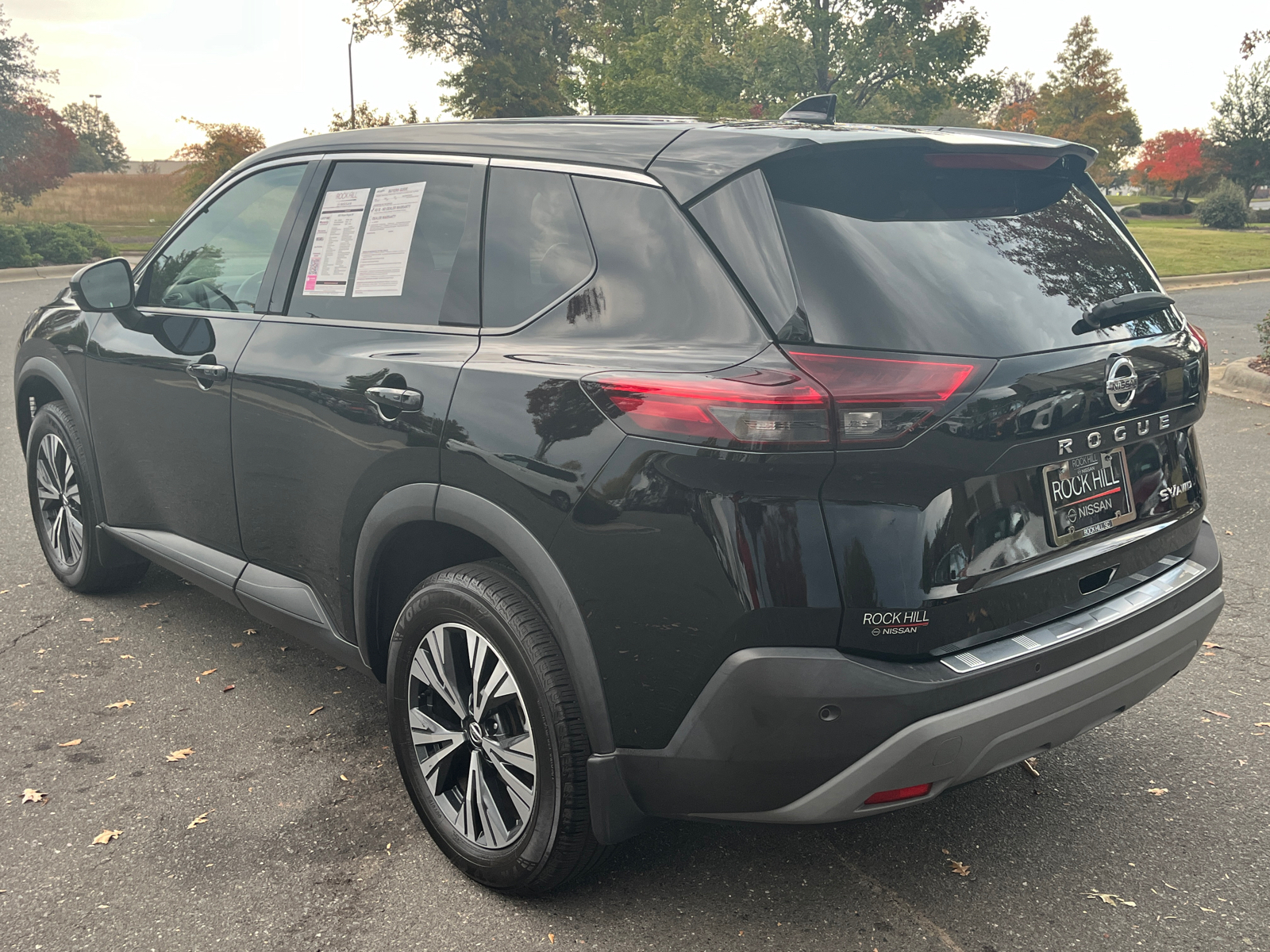 2021 Nissan Rogue SV 7