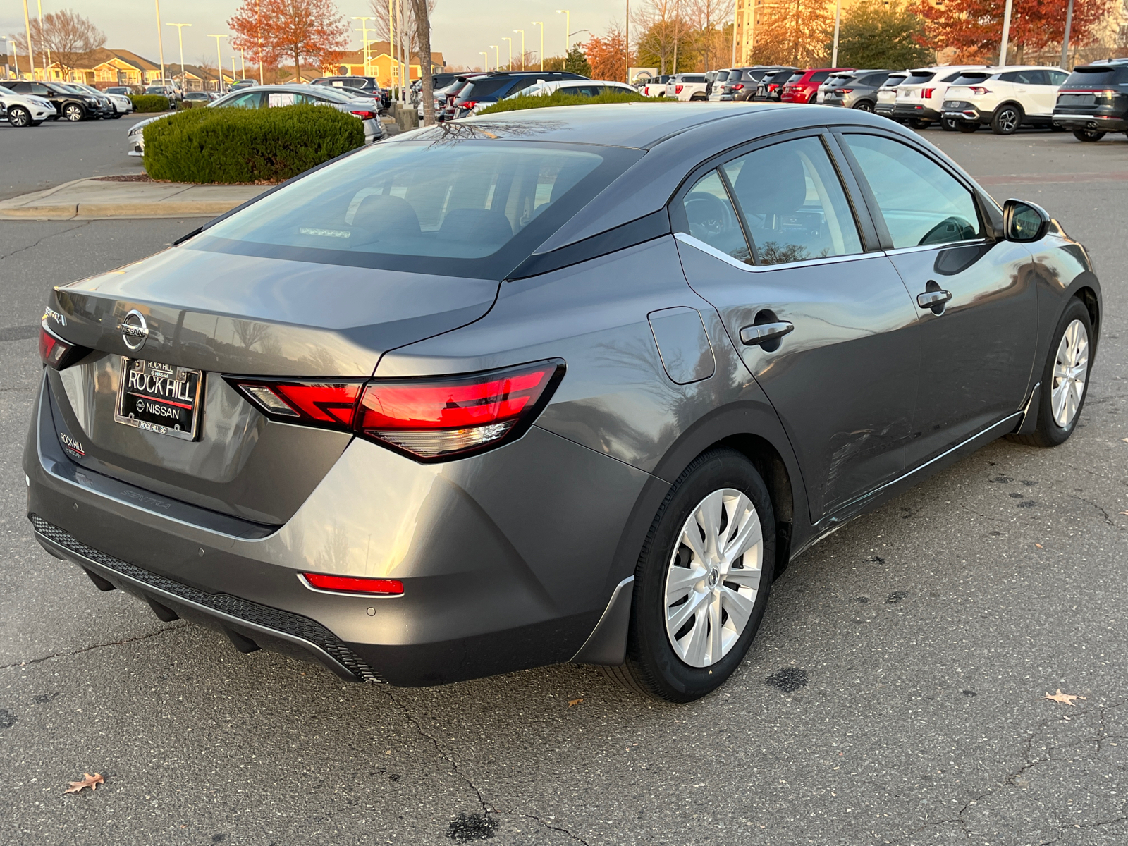 2021 Nissan Sentra S 10