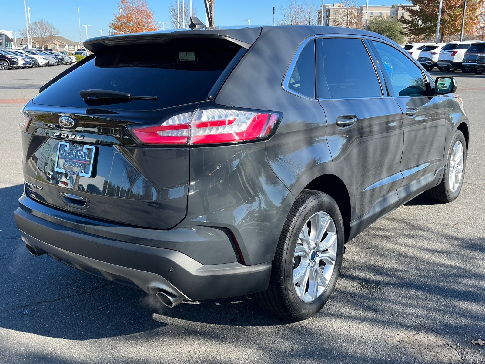 2021 Ford Edge Titanium 10