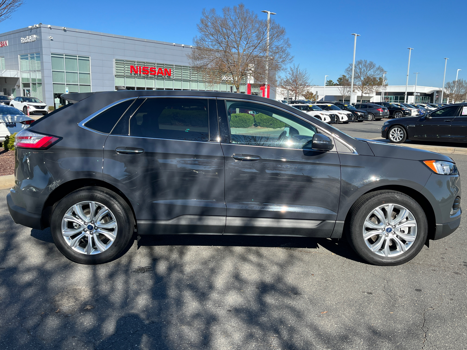 2021 Ford Edge Titanium 11