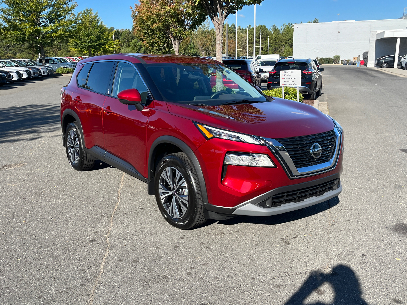 2021 Nissan Rogue SV 1