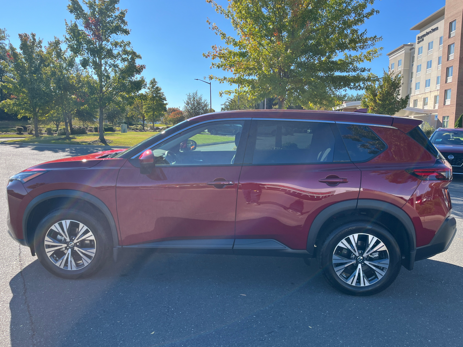 2021 Nissan Rogue SV 5