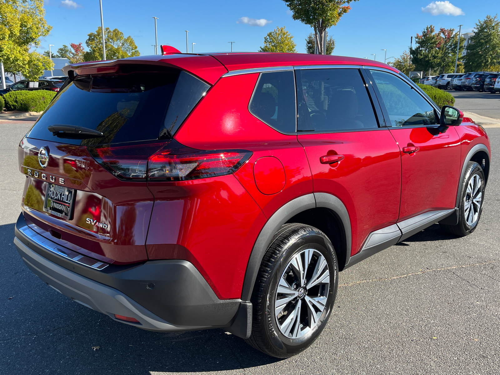 2021 Nissan Rogue SV 10