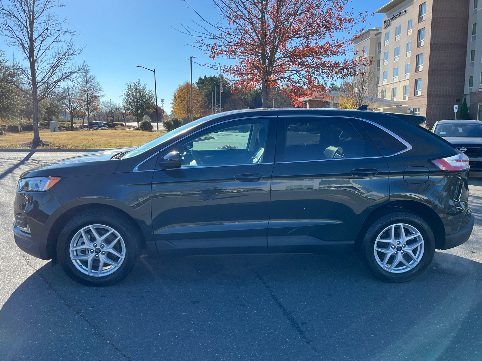 2022 Ford Edge SEL 5