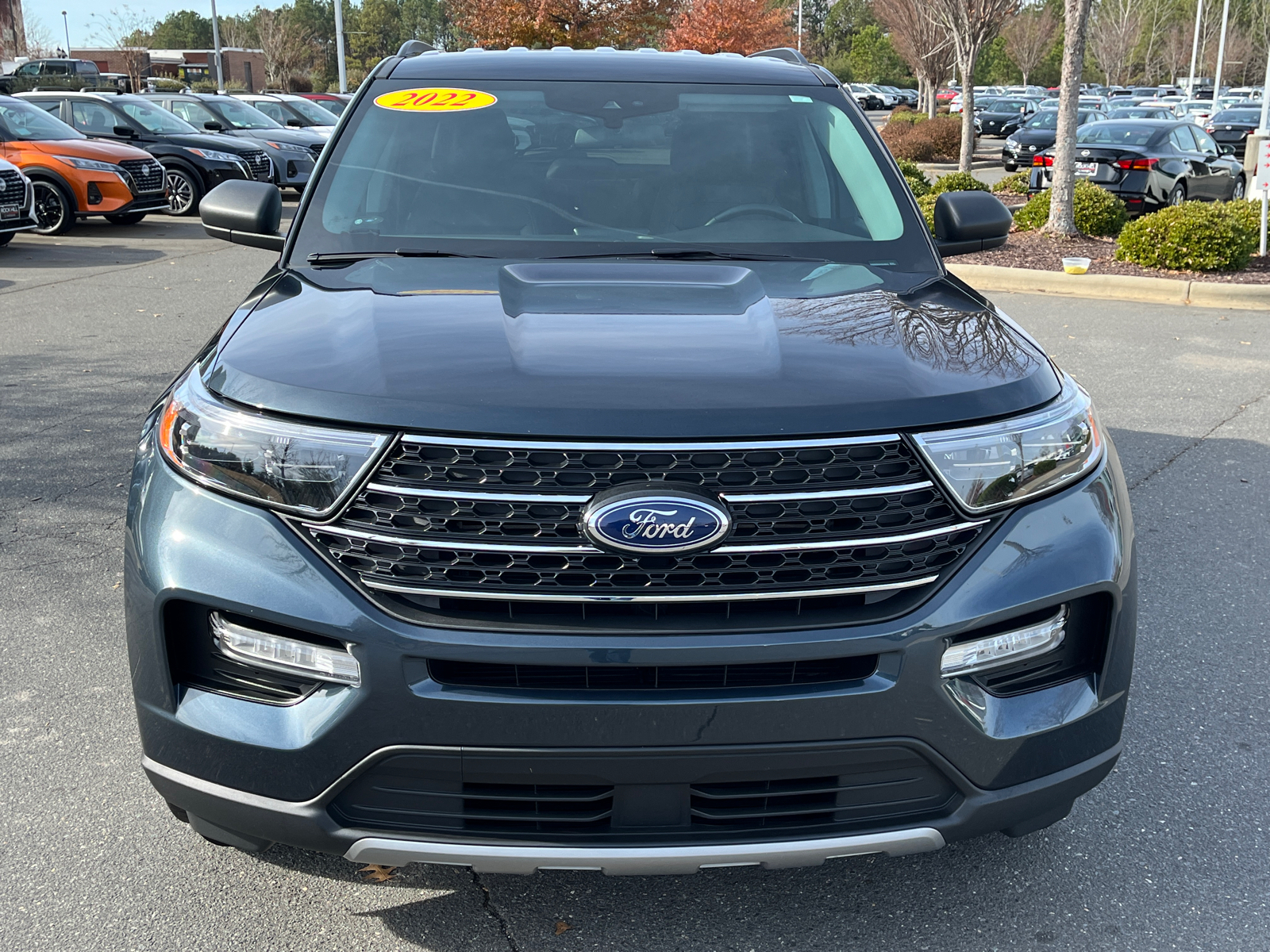 2022 Ford Explorer XLT 2