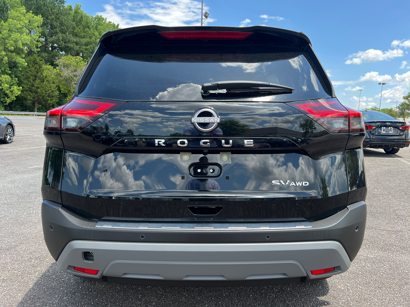 2023 Nissan Rogue SV 8