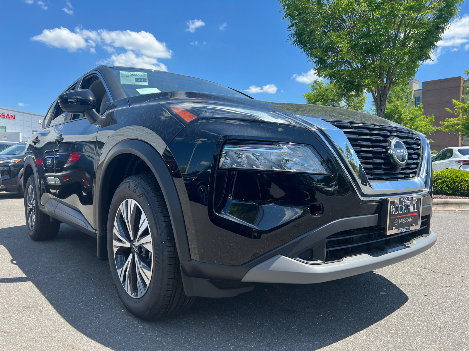 2023 Nissan Rogue SV 1