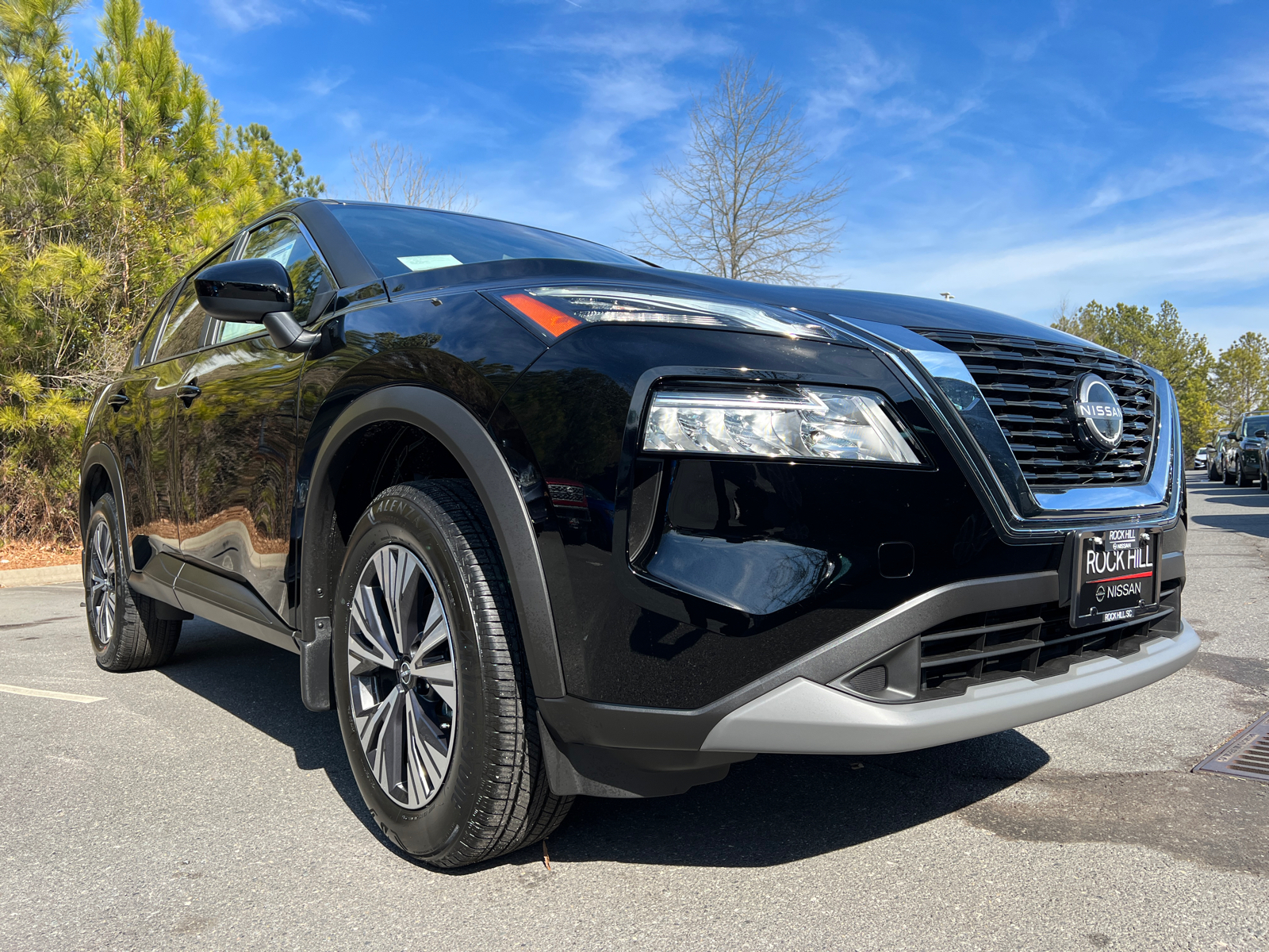 2023 Nissan Rogue SV 1