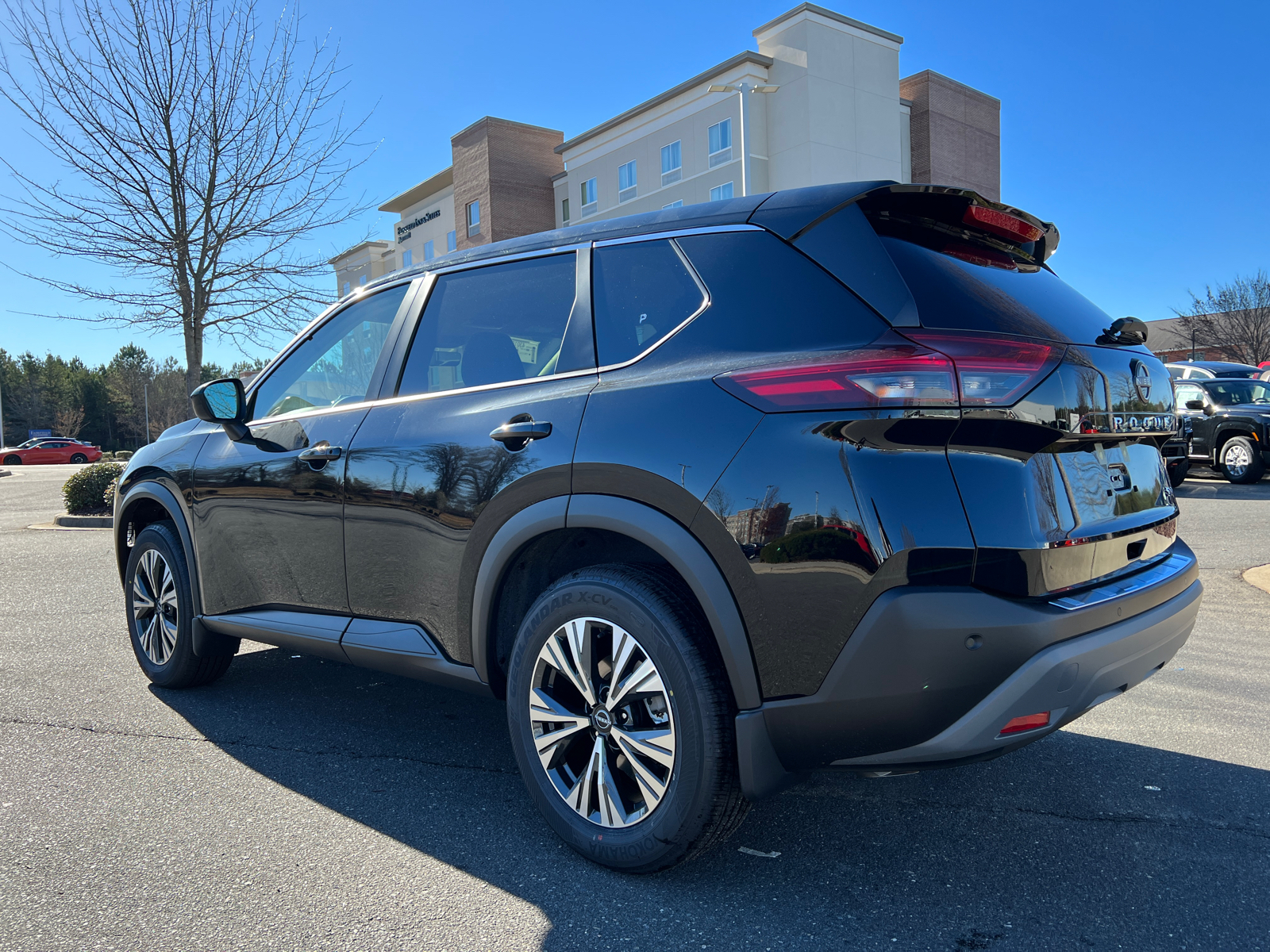 2023 Nissan Rogue SV 6