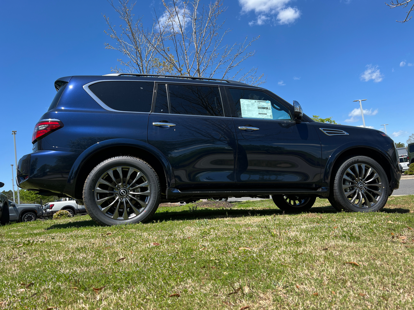 2024 Nissan Armada Platinum 11