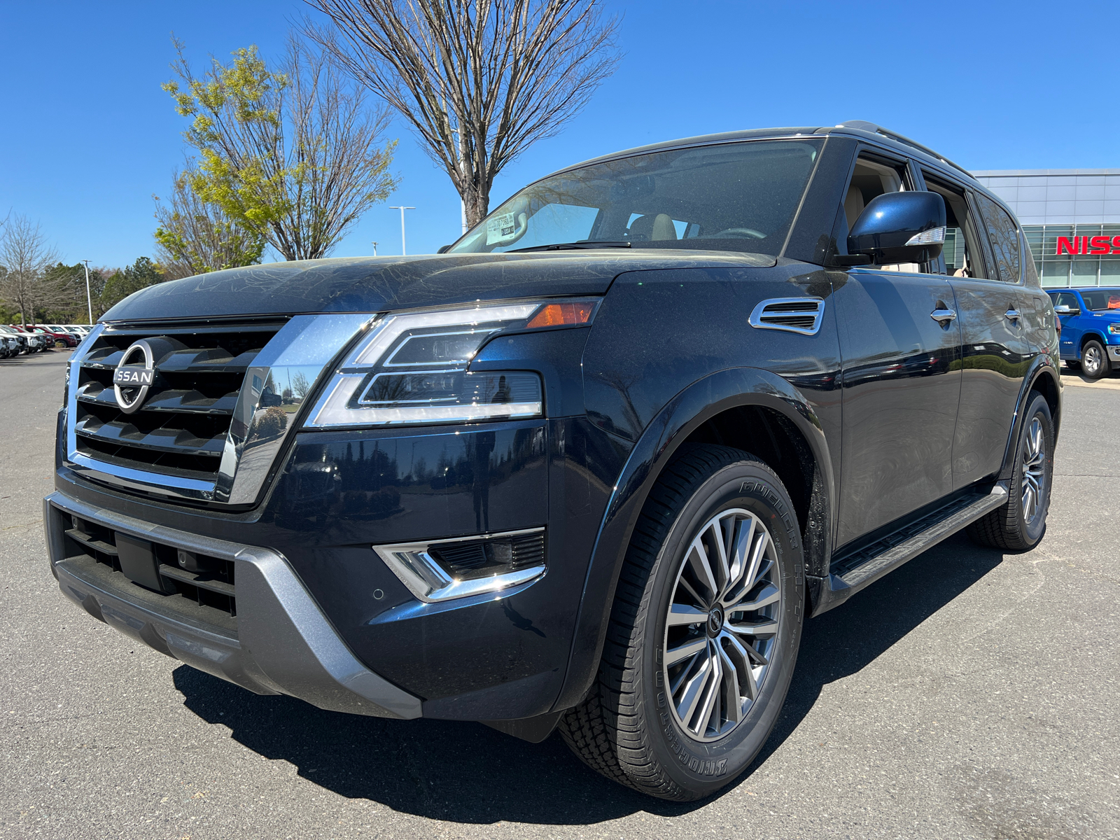 2024 Nissan Armada SL 4