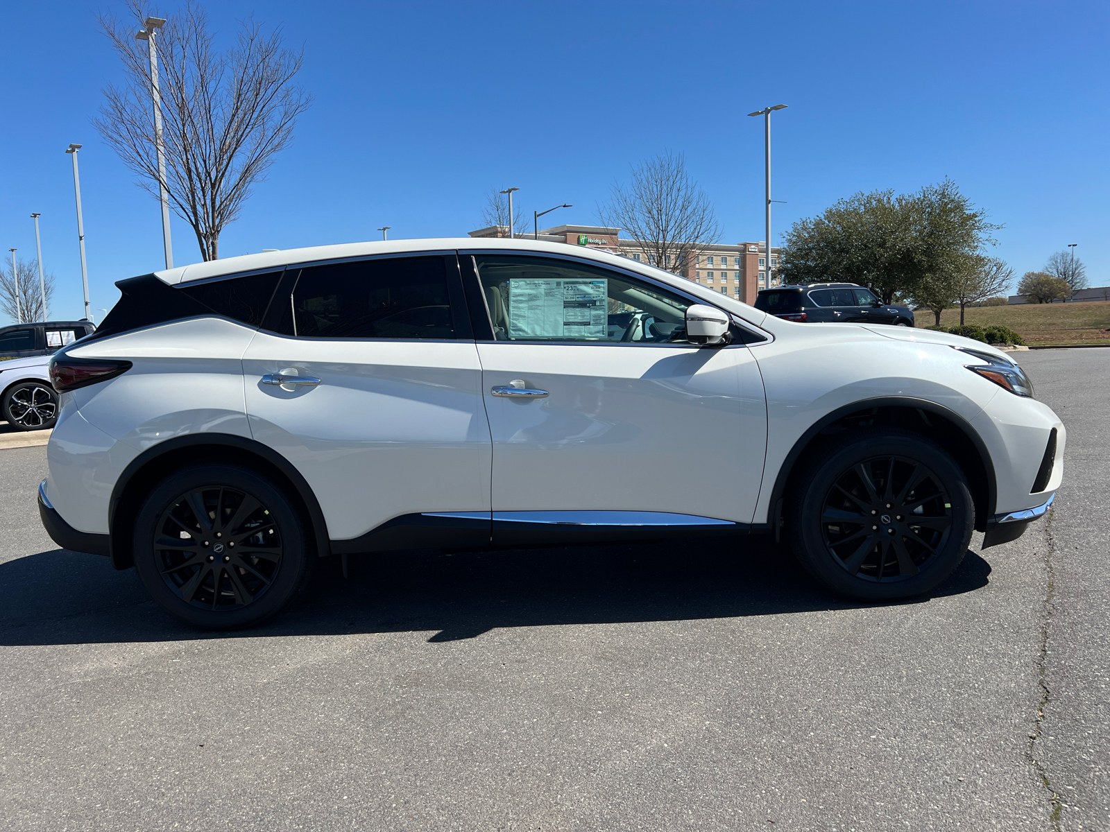 2024 Nissan Murano SL 11