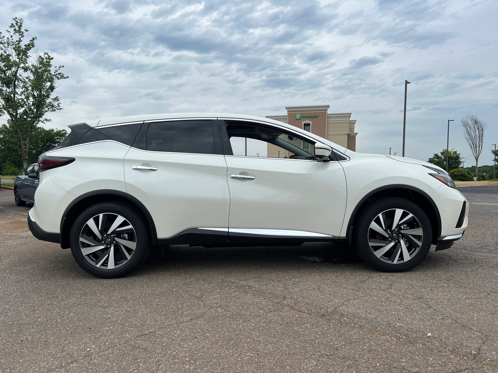 2024 Nissan Murano SL 11