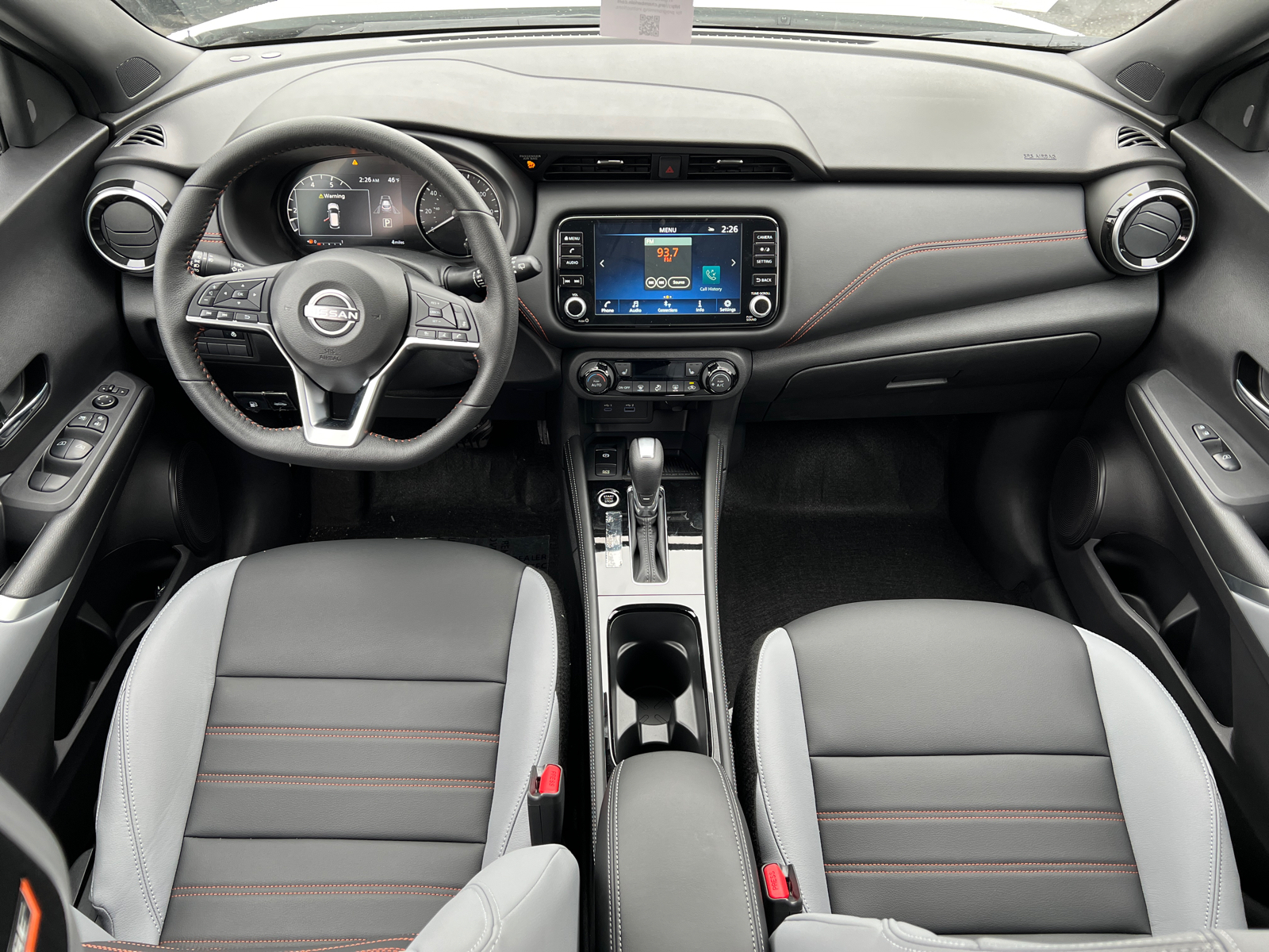 2024 Nissan Kicks SR 29