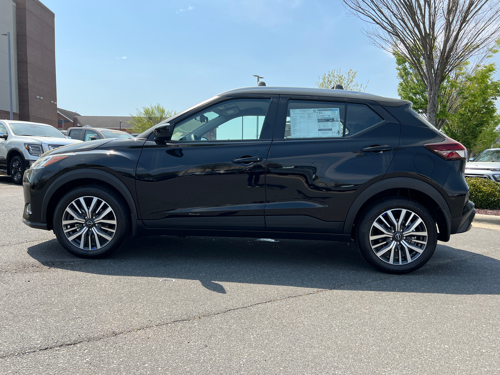 2024 Nissan Kicks SV 4