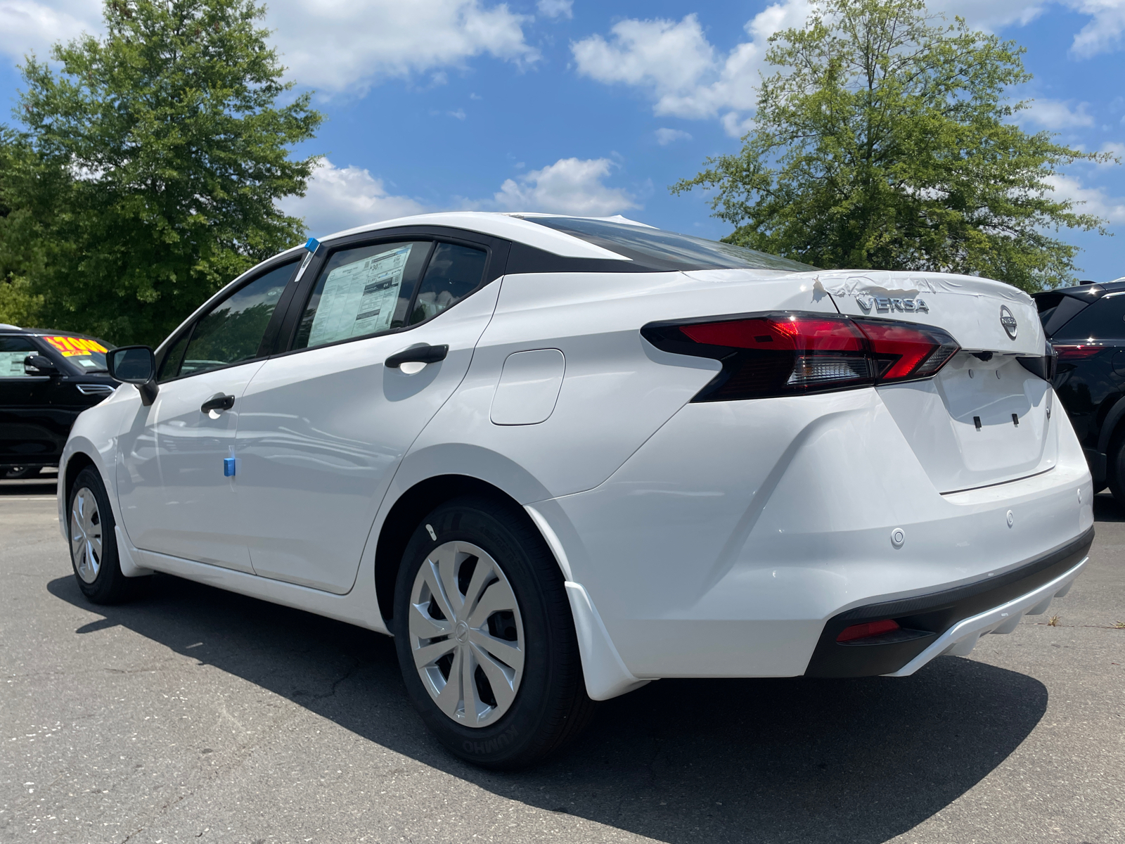 2024 Nissan Versa 1.6 S 6