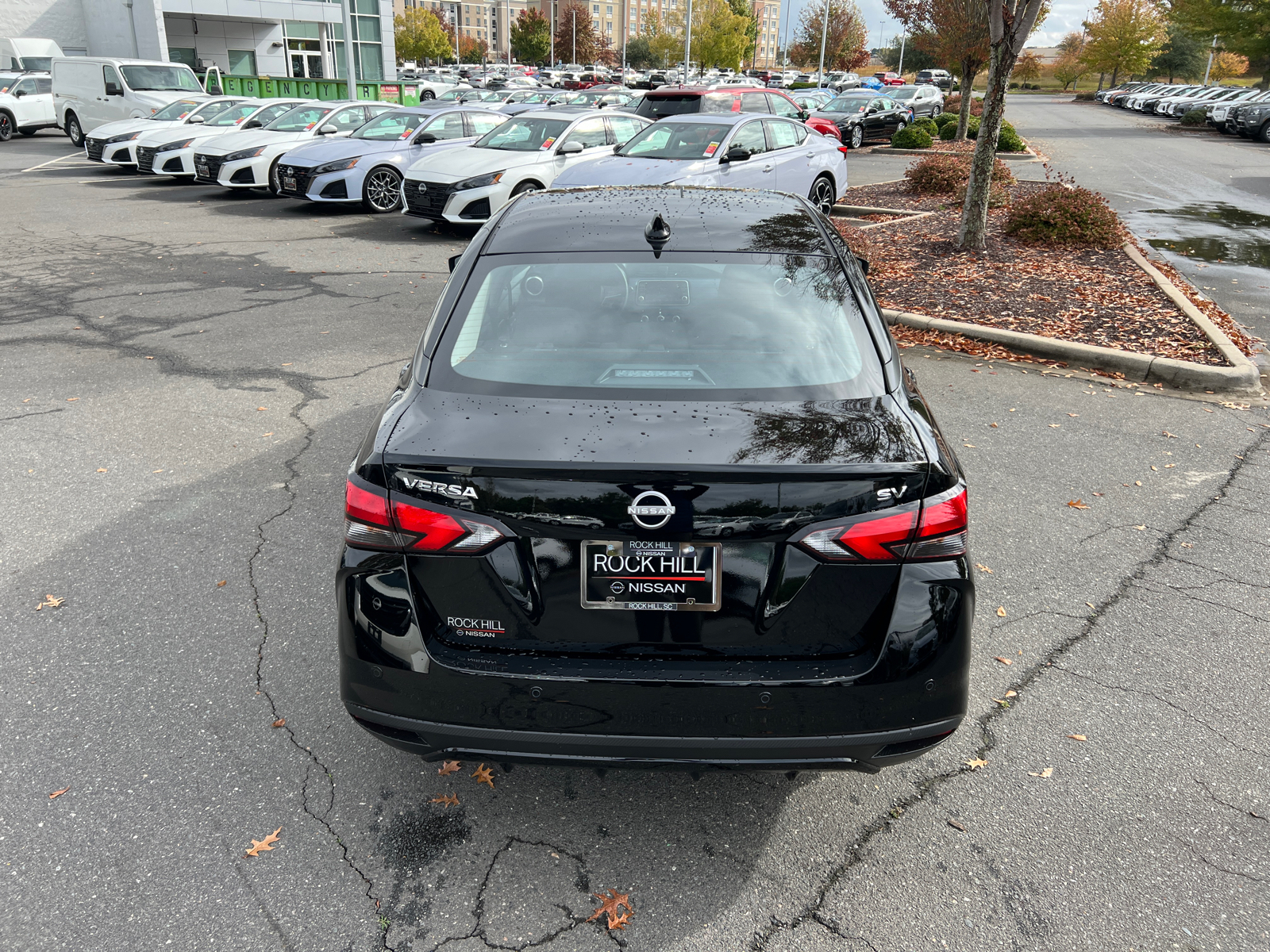 2024 Nissan Versa 1.6 SV 8