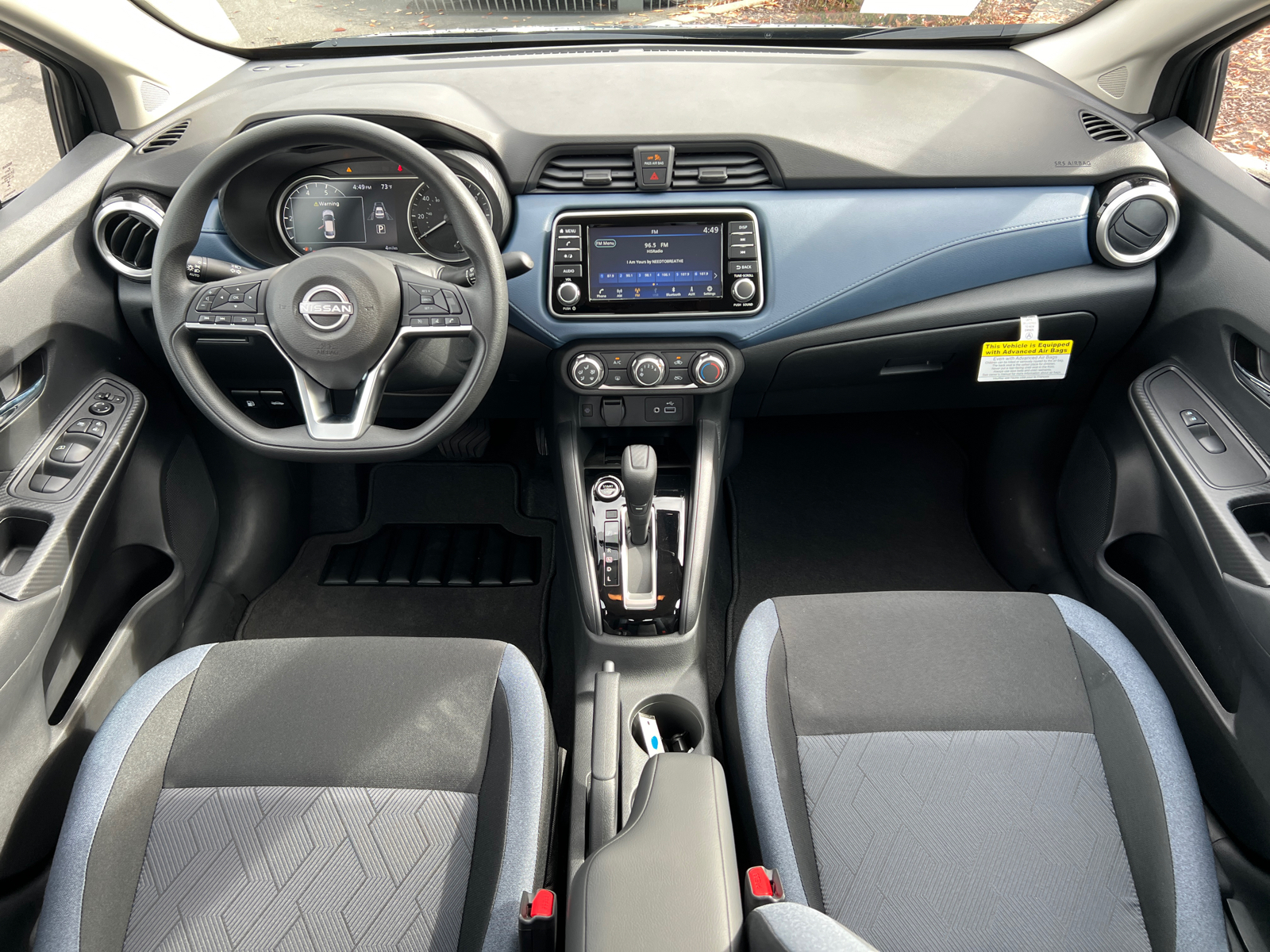 2024 Nissan Versa 1.6 SV 29