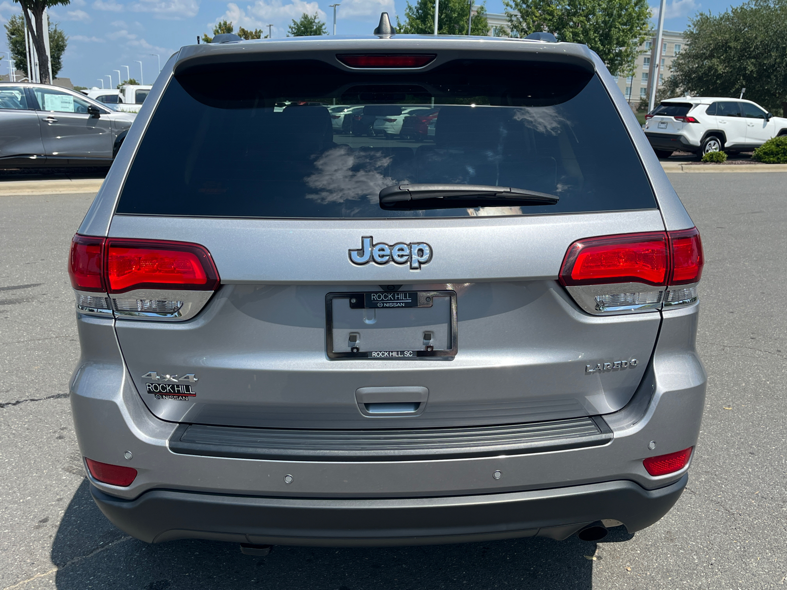 2021 Jeep Grand Cherokee Laredo E 8