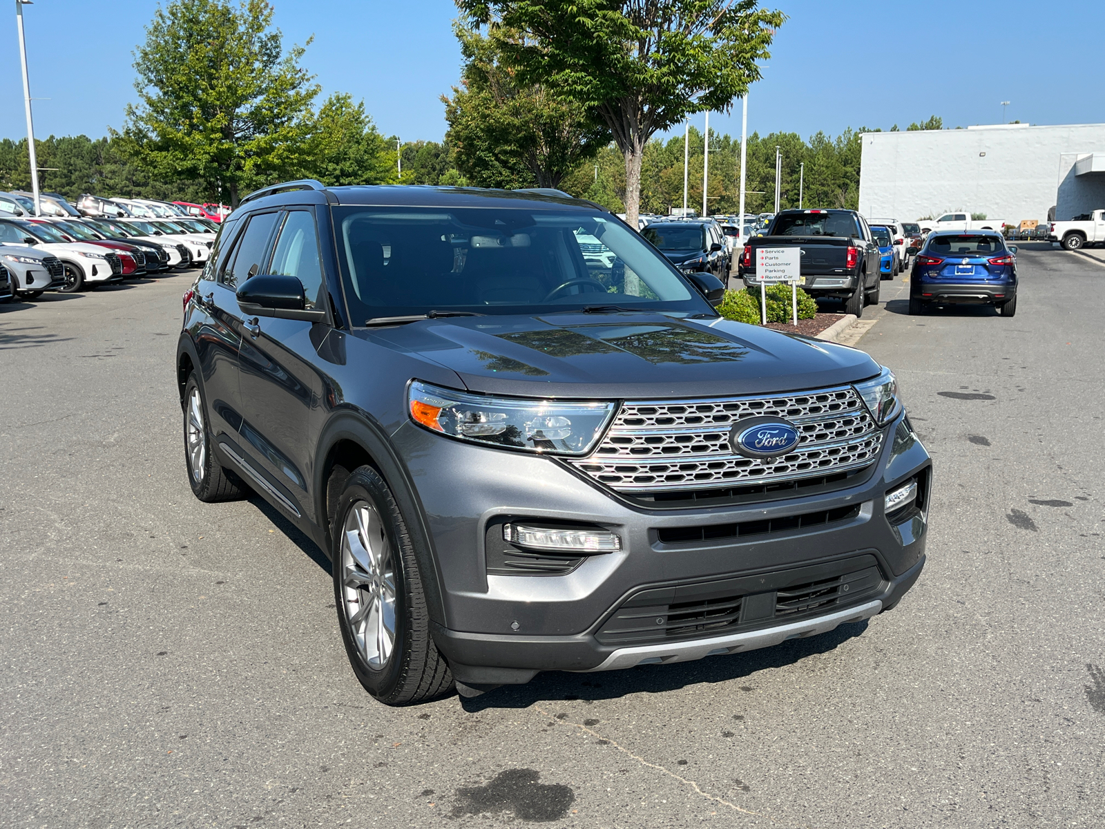 2021 Ford Explorer Limited 1