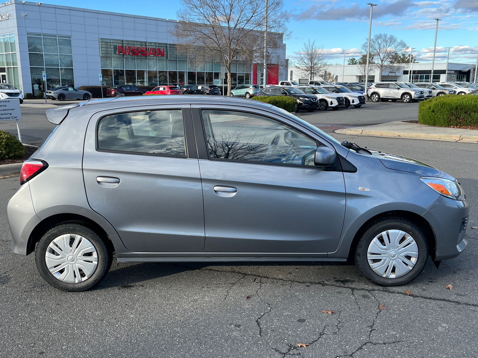 2021 Mitsubishi Mirage ES 11