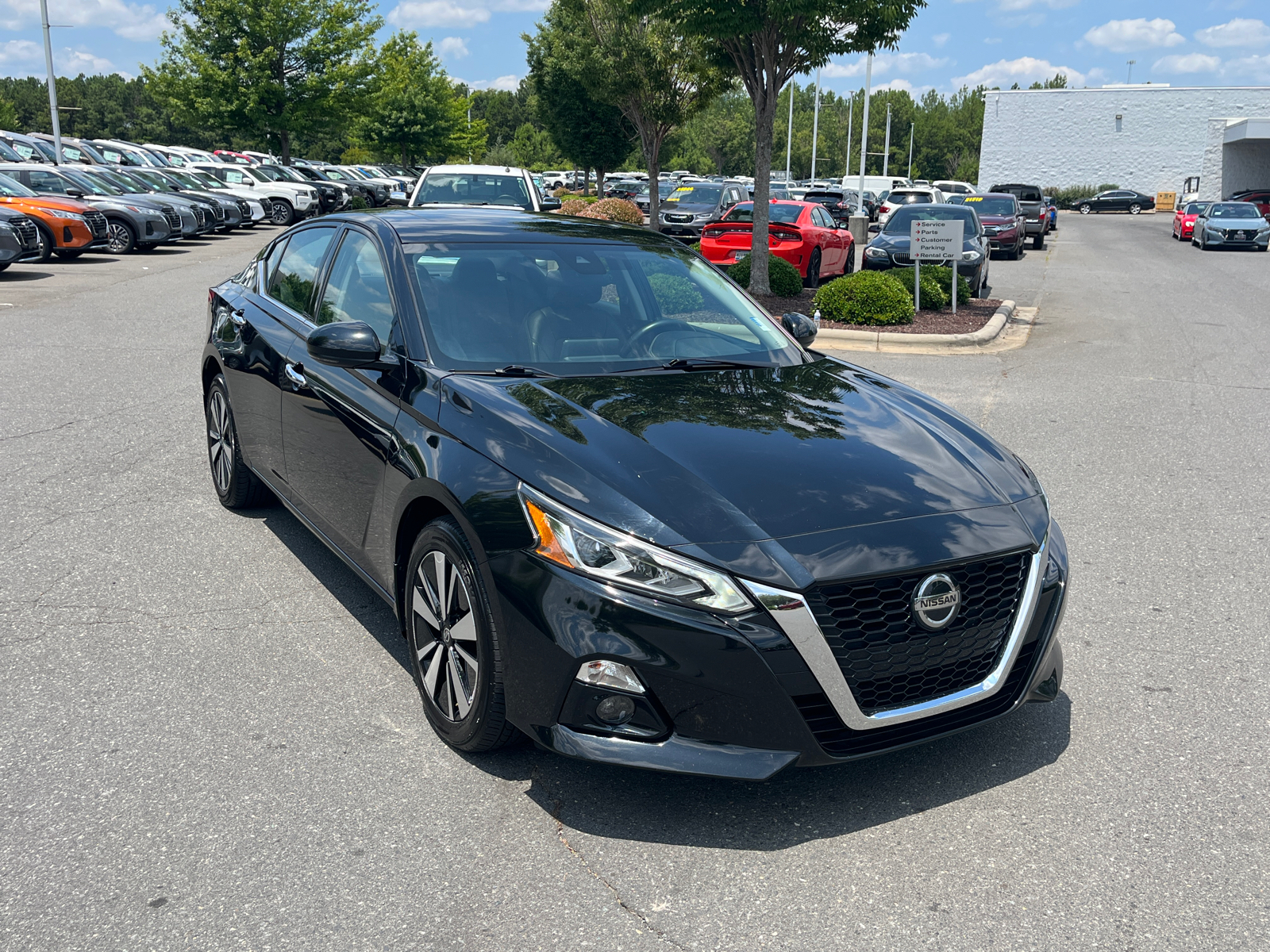 2021 Nissan Altima 2.5 SL 1