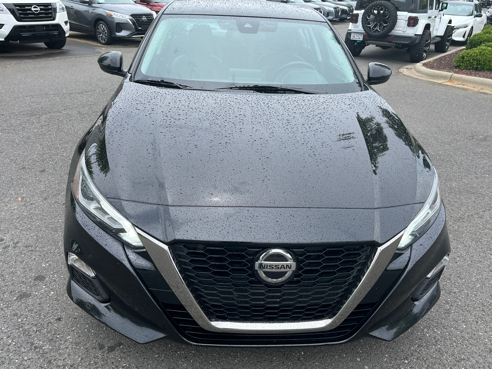 2021 Nissan Altima 2.5 SR 2