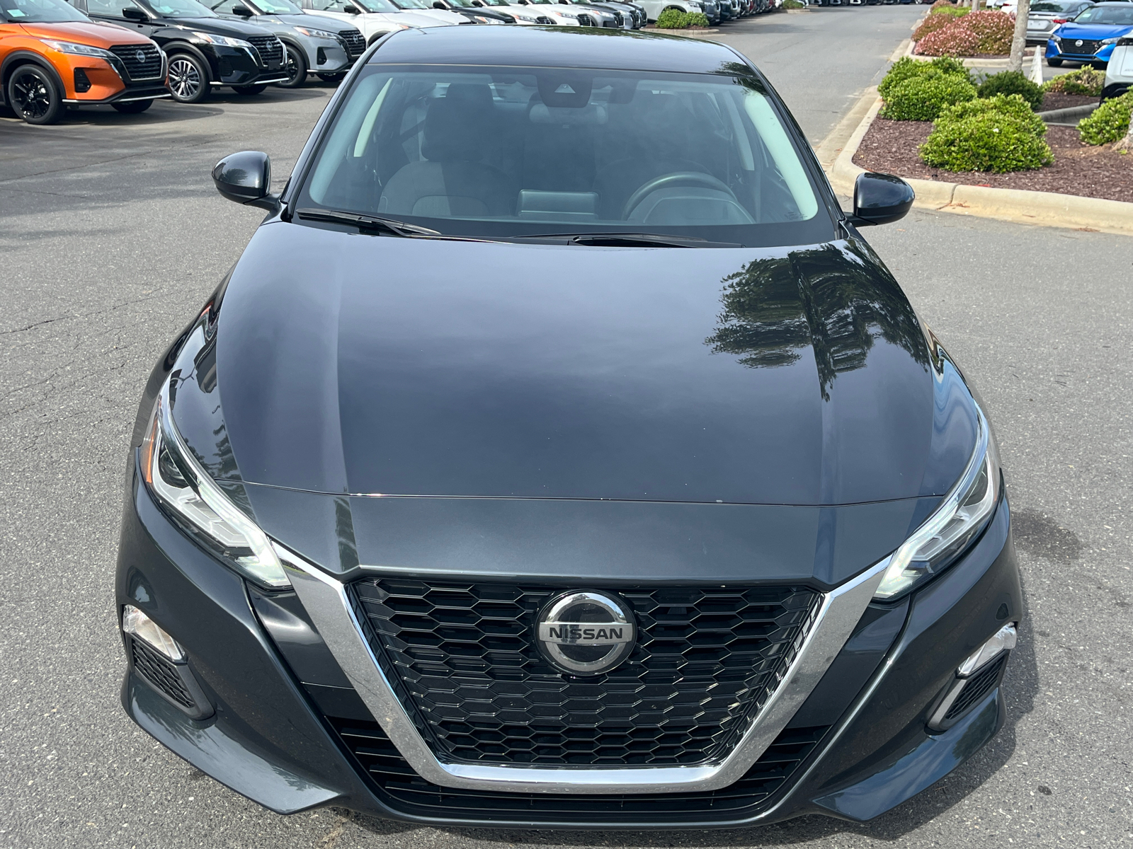 2021 Nissan Altima 2.5 SV 2