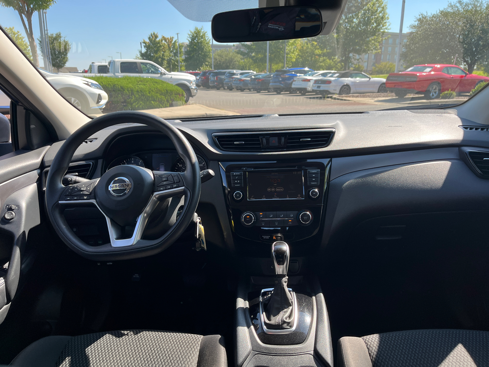 2021 Nissan Rogue Sport S 33