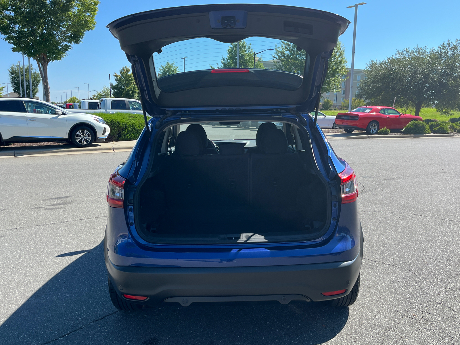 2021 Nissan Rogue Sport S 34