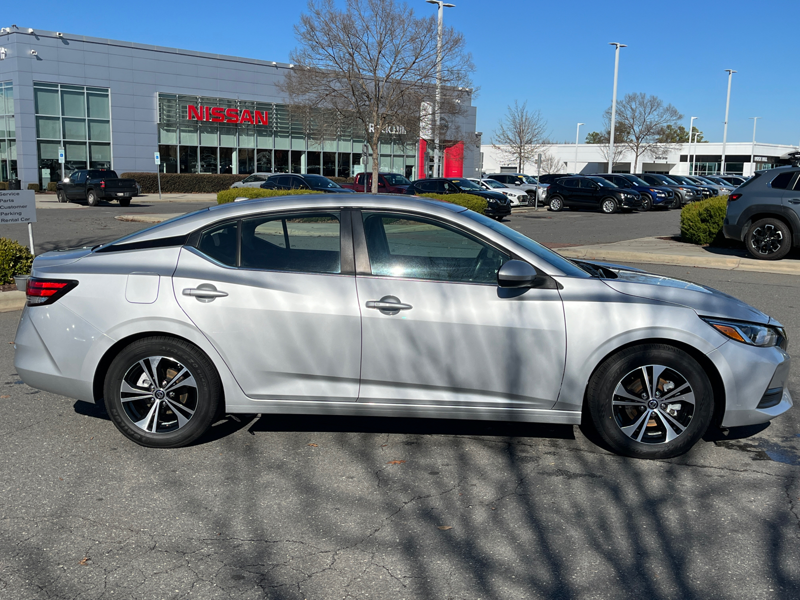 2021 Nissan Sentra SV 11