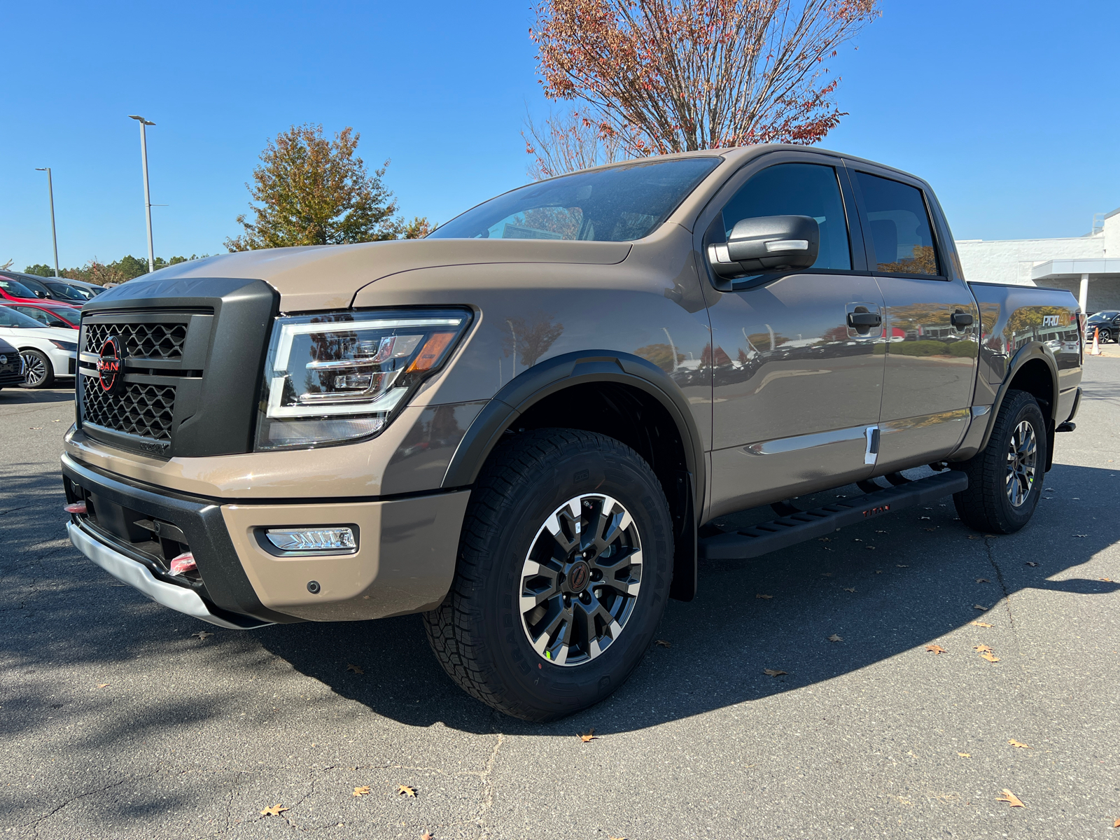 2024 Nissan Titan PRO-4X 4