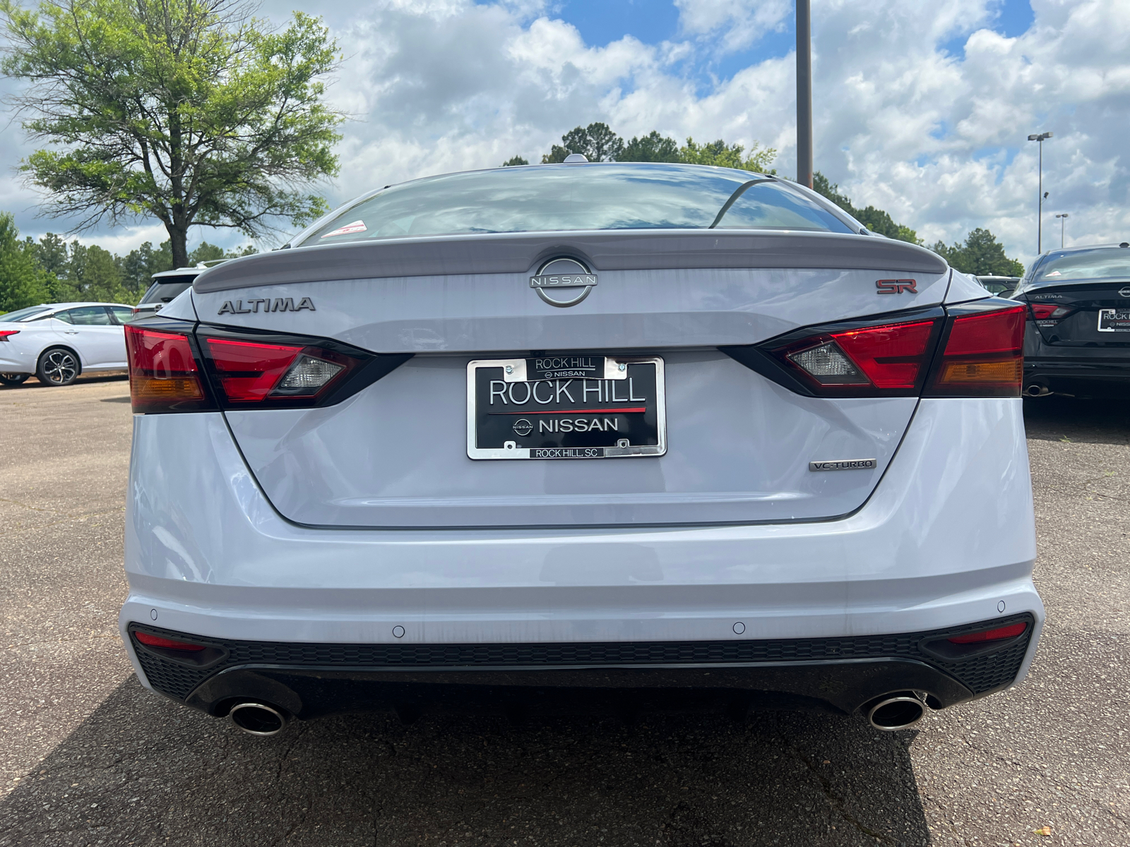 2024 Nissan Altima 2.0 SR 8