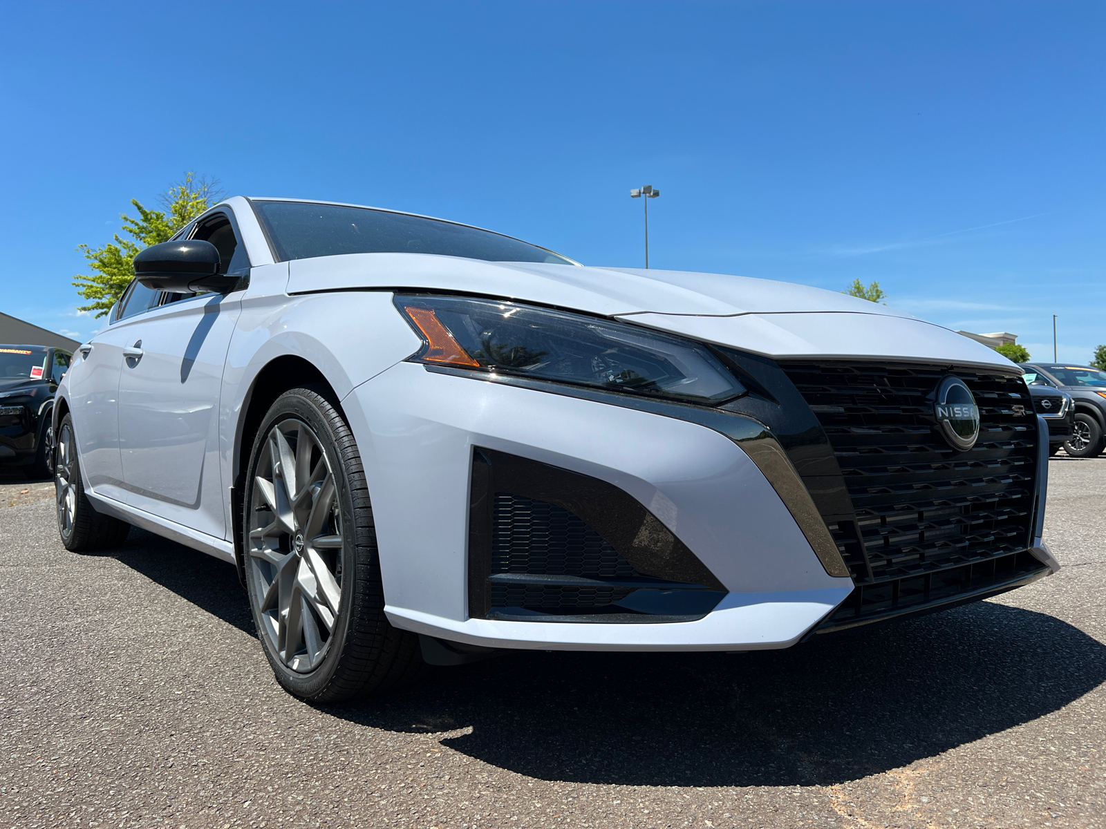 2024 Nissan Altima 2.0 SR 1