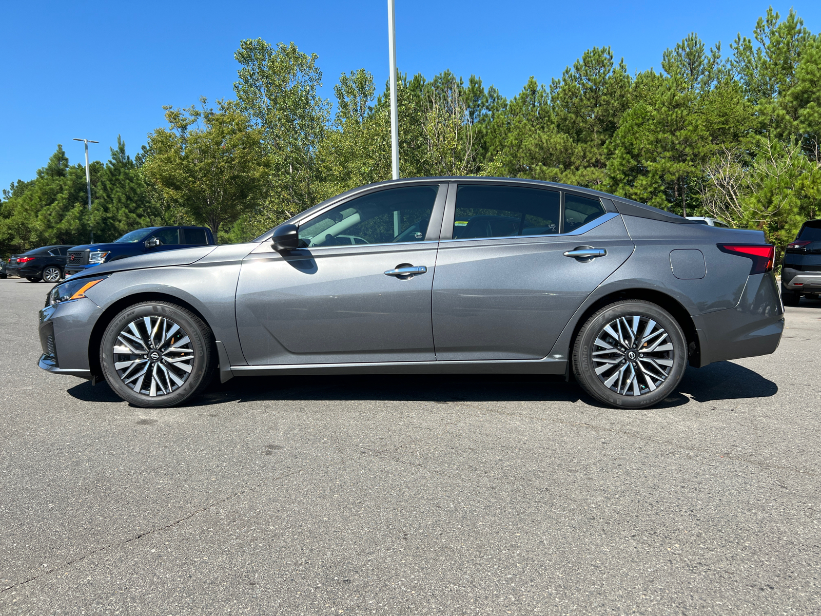 2024 Nissan Altima 2.5 SV 5