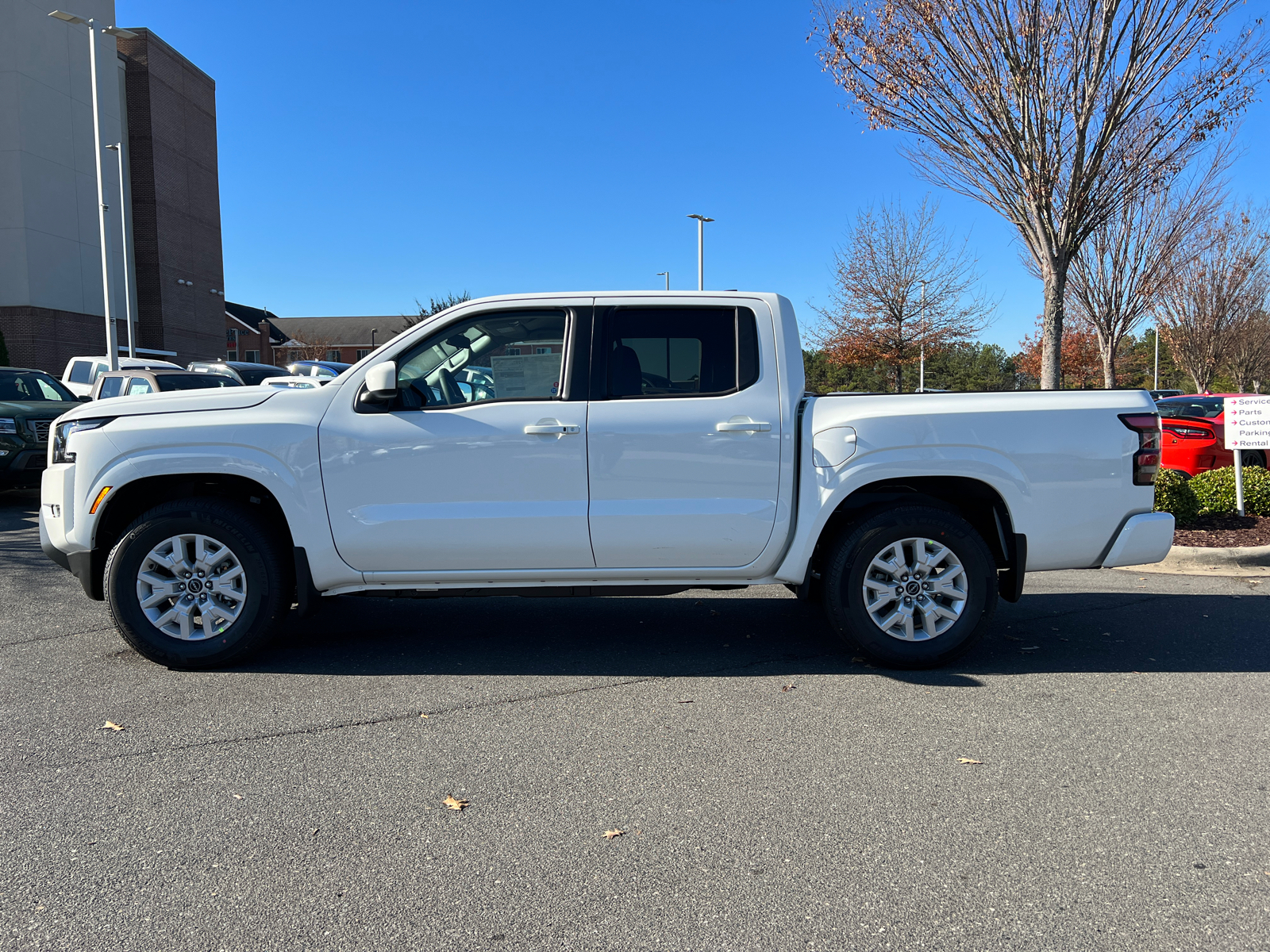 2024 Nissan Frontier SV 5