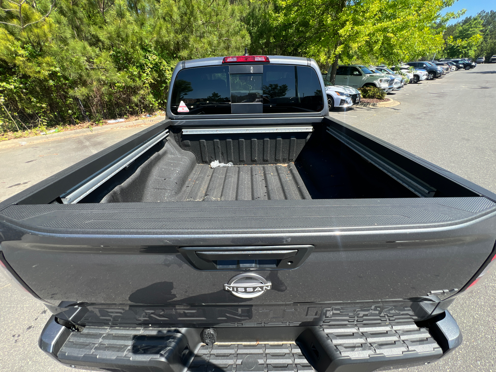 2024 Nissan Frontier SV 35