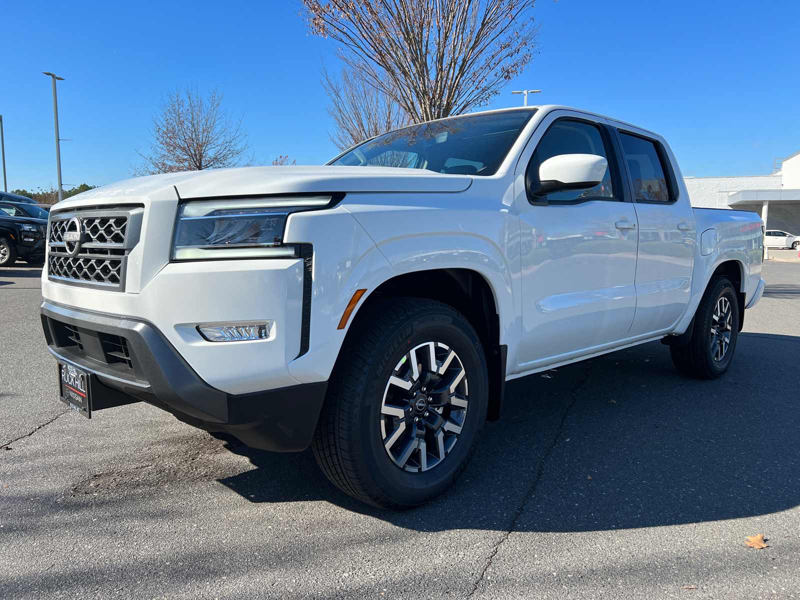 2024 Nissan Frontier SL 4