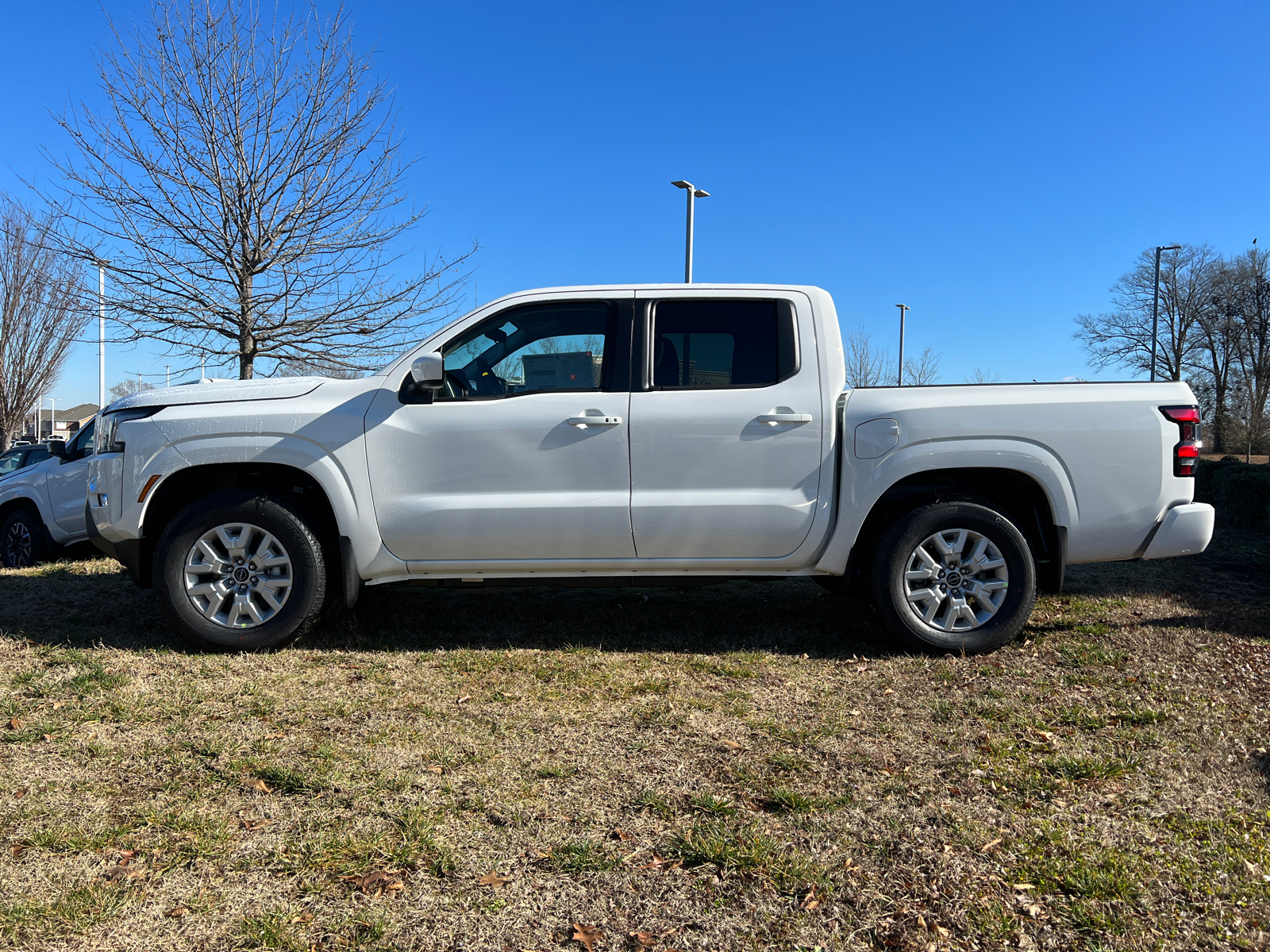 2024 Nissan Frontier SV 5