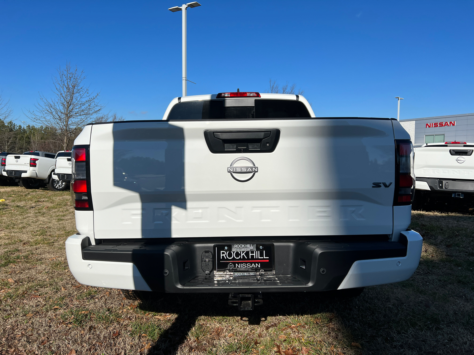 2024 Nissan Frontier SV 8