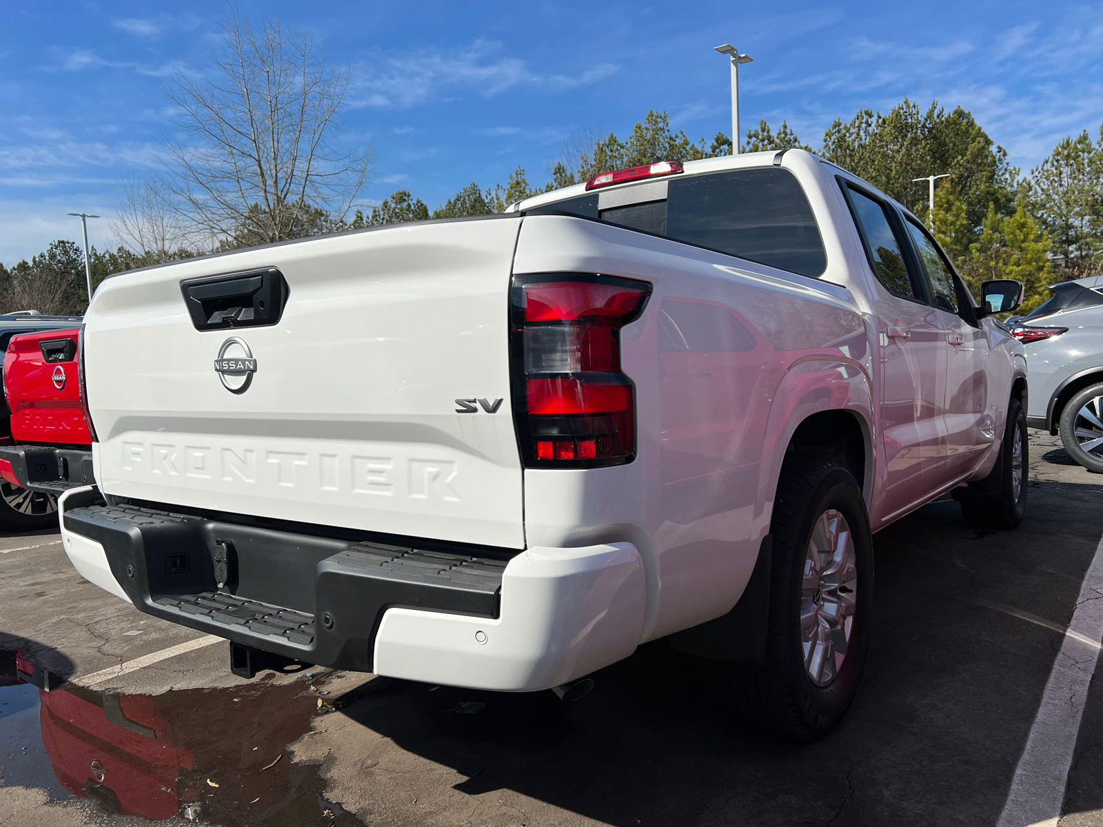 2024 Nissan Frontier SV 8