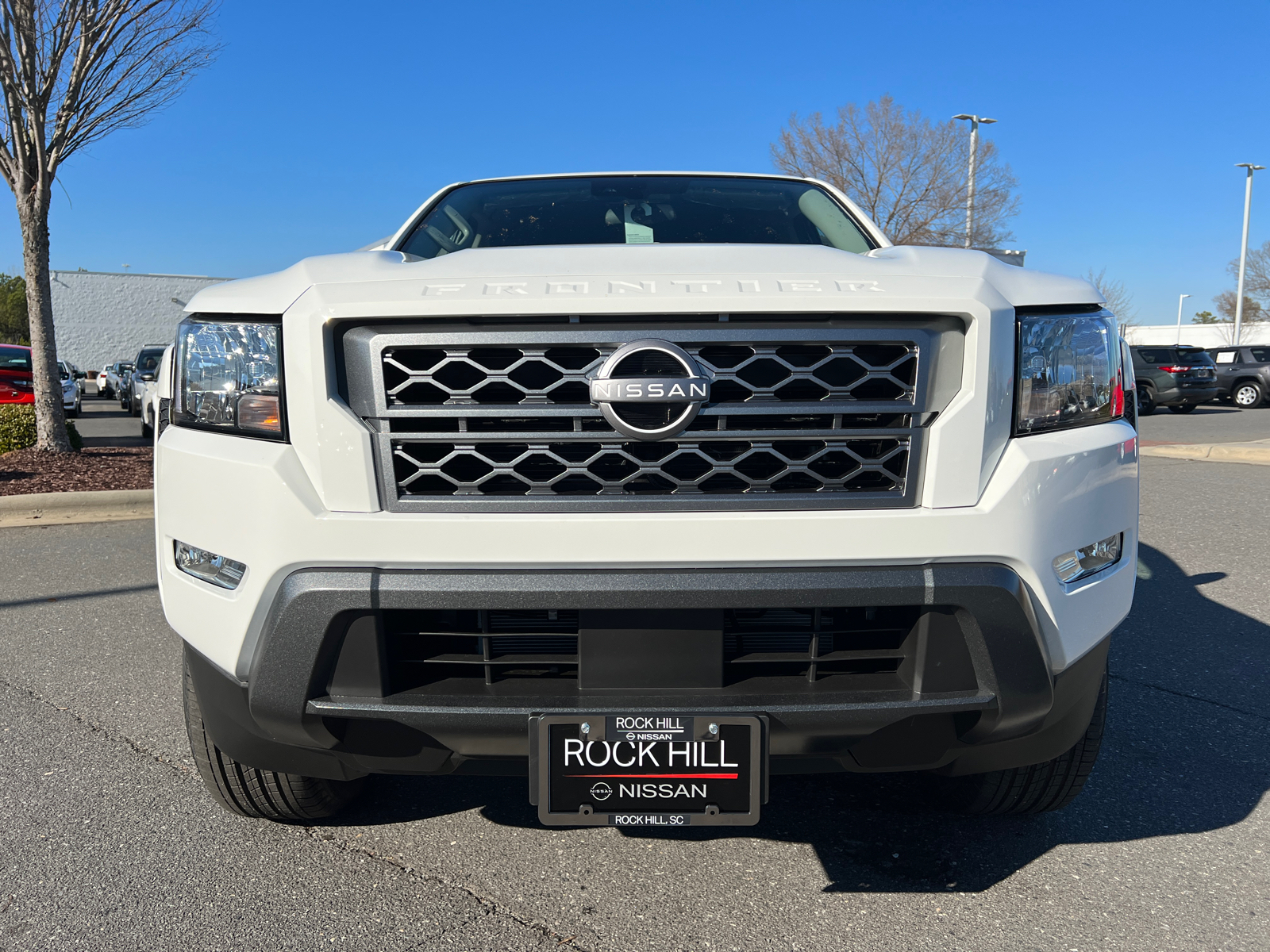 2024 Nissan Frontier SV 2