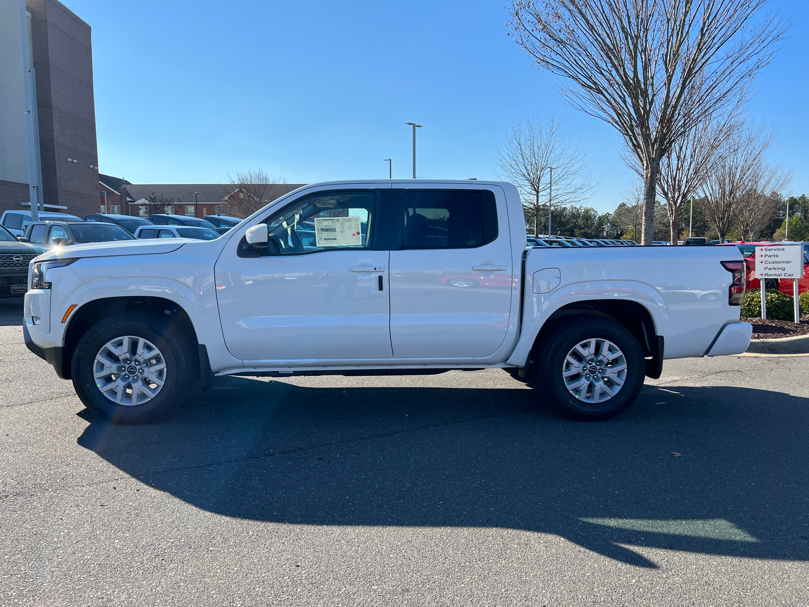 2024 Nissan Frontier SV 5