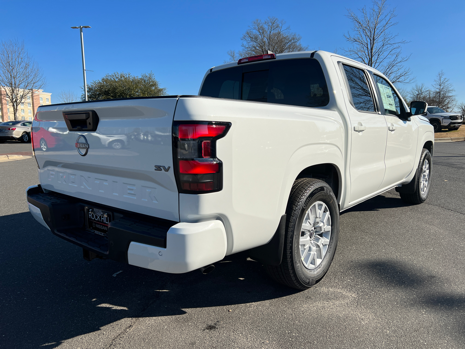 2024 Nissan Frontier SV 10