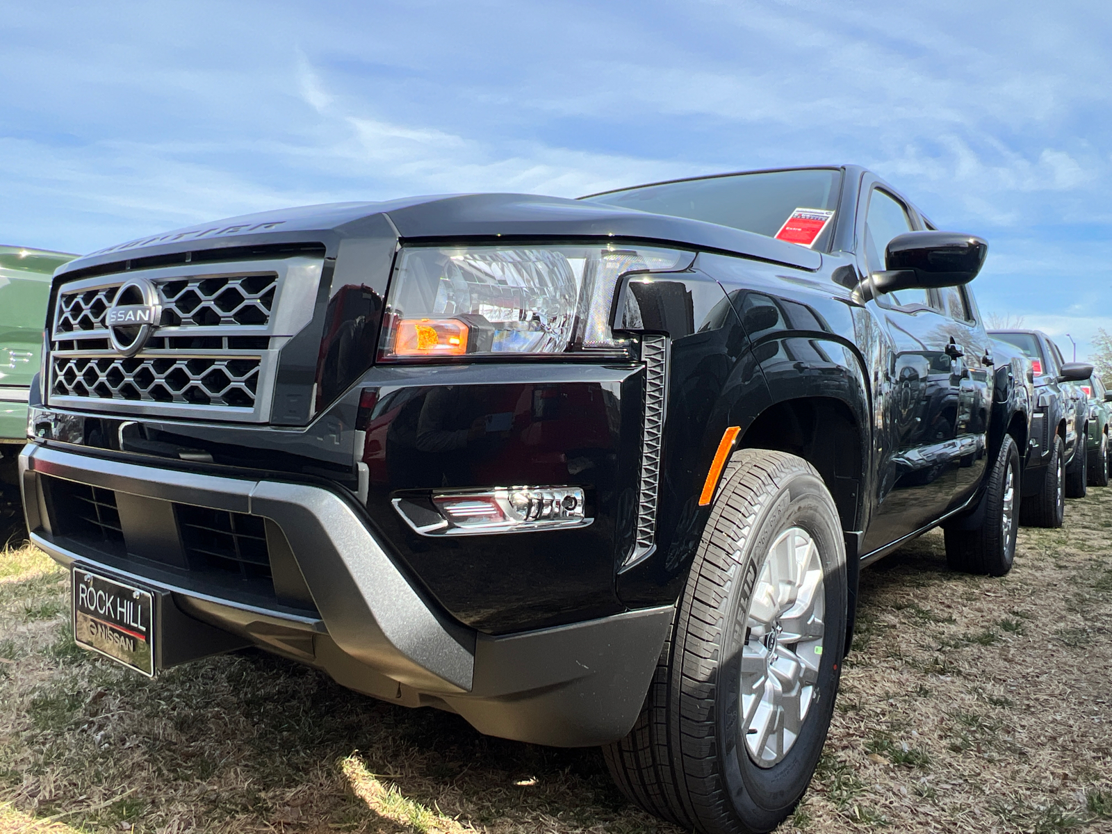 2024 Nissan Frontier SV 2