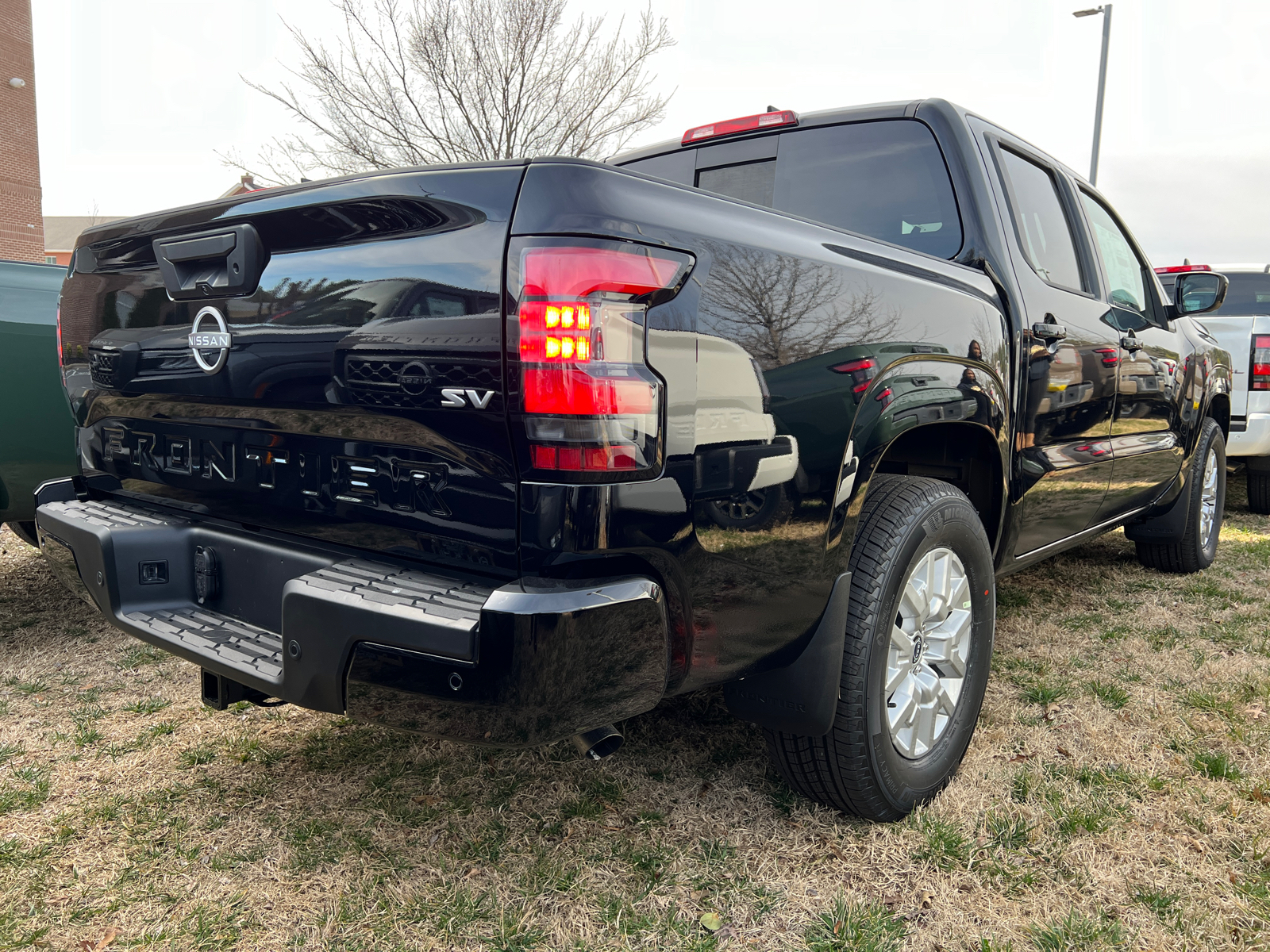 2024 Nissan Frontier SV 7