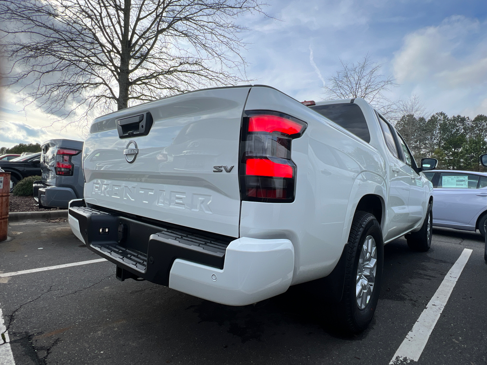 2024 Nissan Frontier SV 7