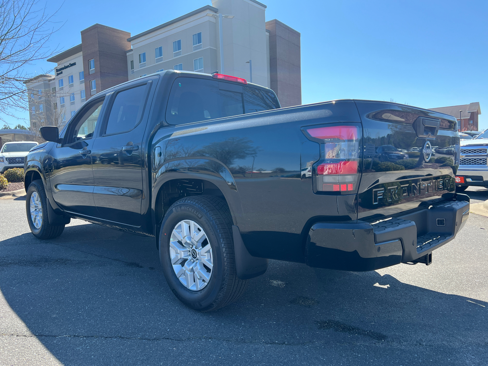 2024 Nissan Frontier SV 7